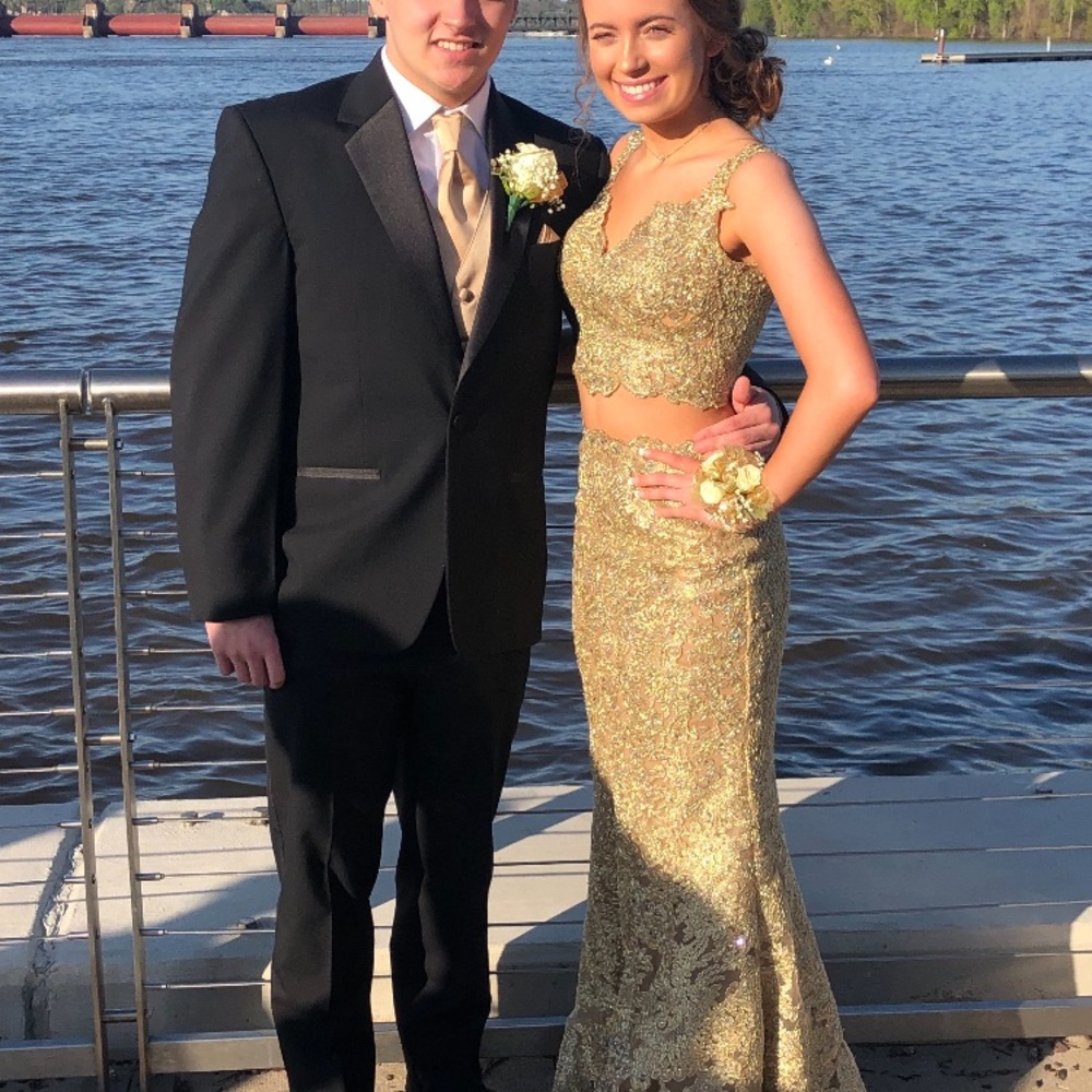 Sherry hill 2 piece prom dress